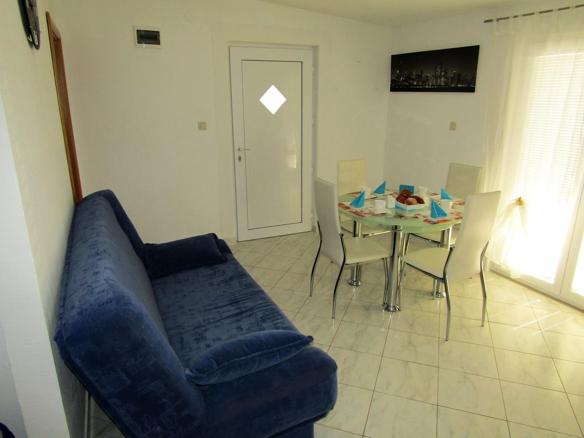 Apartments Kokor Vodice Zewnętrze zdjęcie