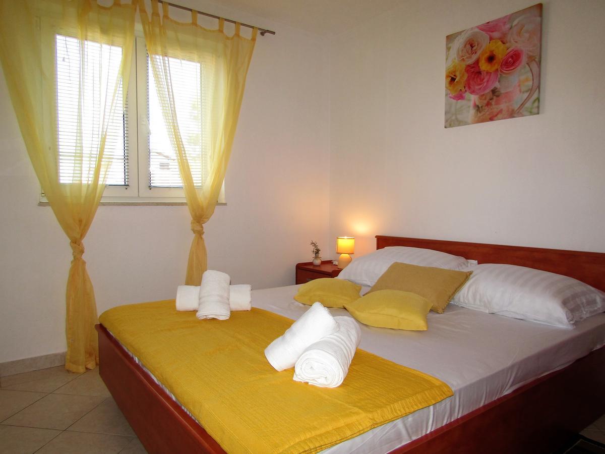 Apartments Kokor Vodice Zewnętrze zdjęcie