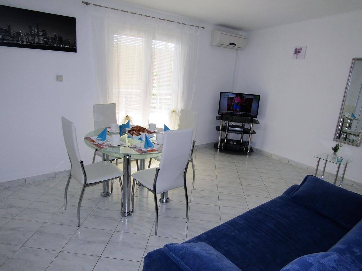 Apartments Kokor Vodice Zewnętrze zdjęcie